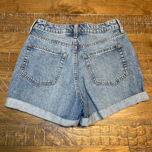 H&M Divided Light Blue Denim Jean Shorts - Picture 2 of 8